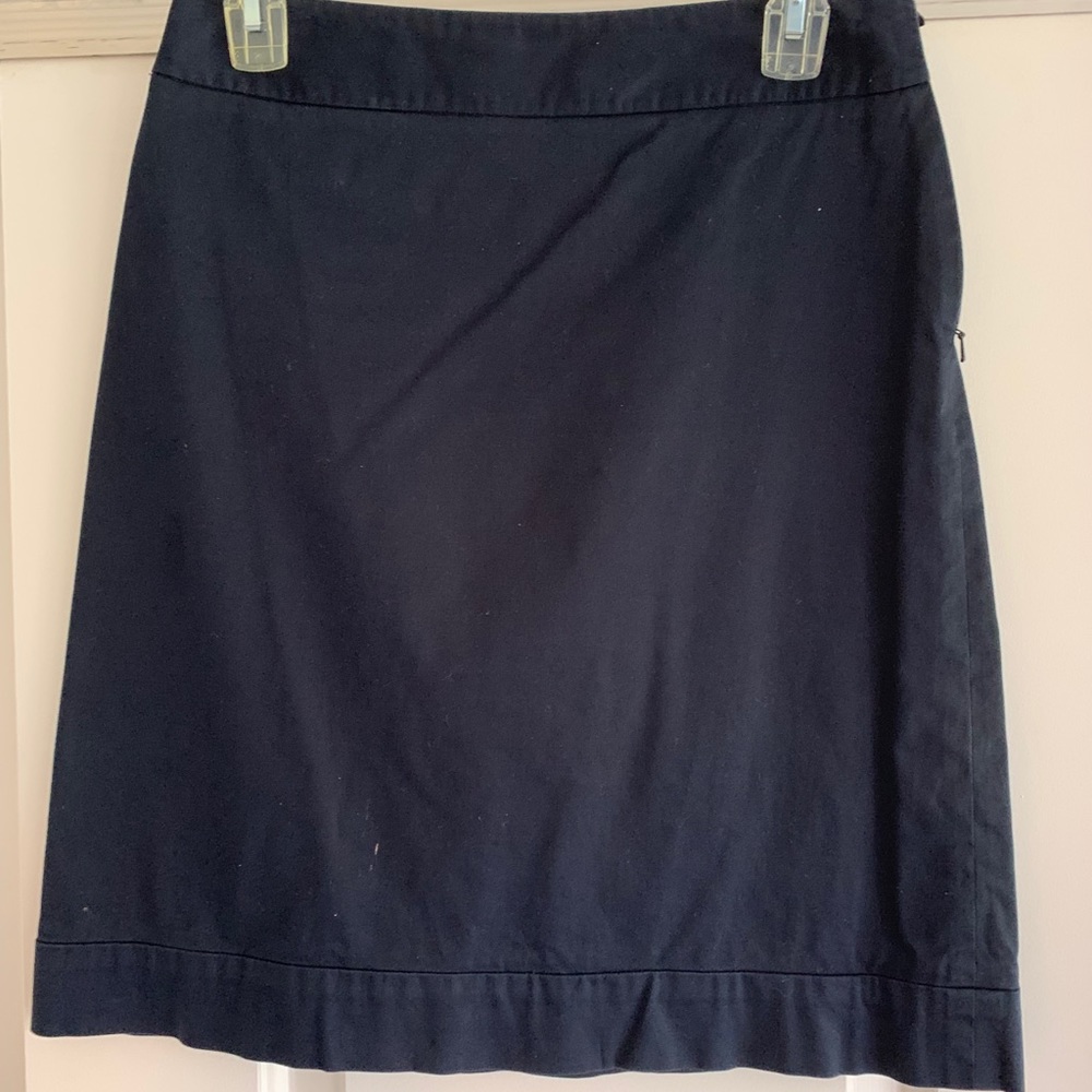 Brooks Brother navy blue skirt Size 4